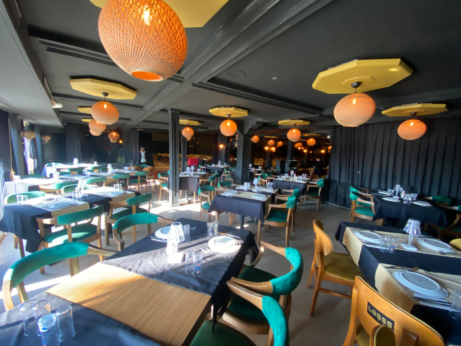 Loşşş Sahne bar ve ambiyans